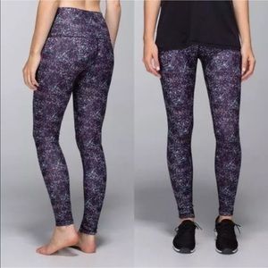 Lululemon Wunder Under Roll Down Size 8